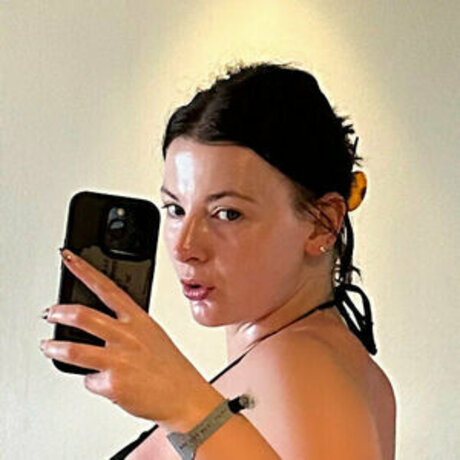 therealhquinn94 porn actress galleries