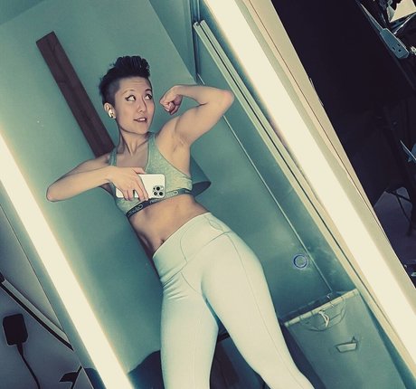 Fareeha hd pornstar pic