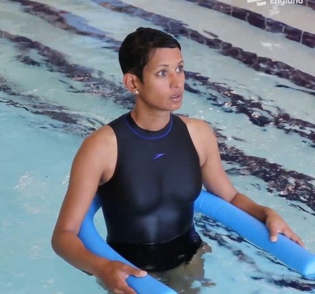 Naga Munchetty star free photos