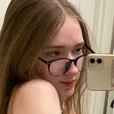 Mysat sexy model galleries