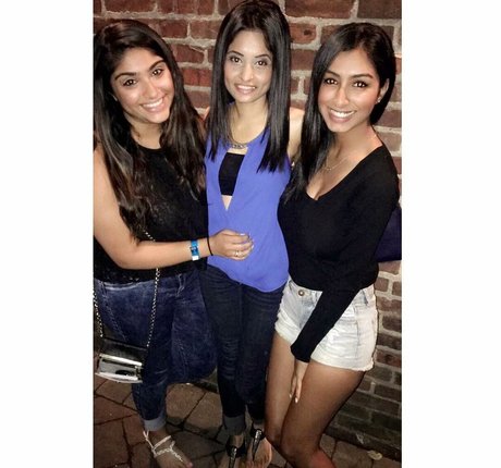 Sasha Kalra sexy star photos