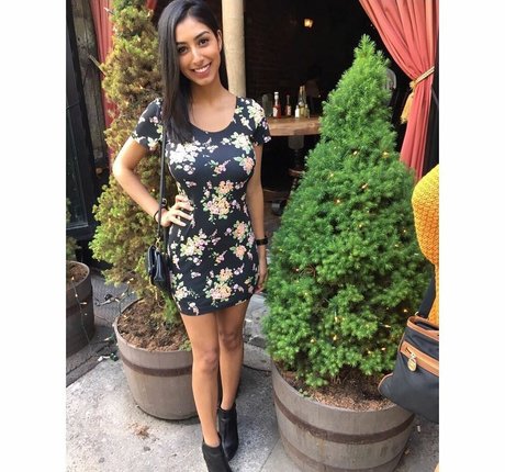 Sasha Kalra model hd galleries