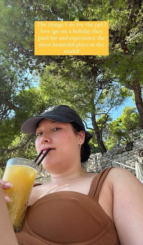 Maxine Lucille nude star archive