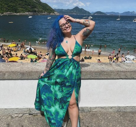 playmate onlyfans hot picture