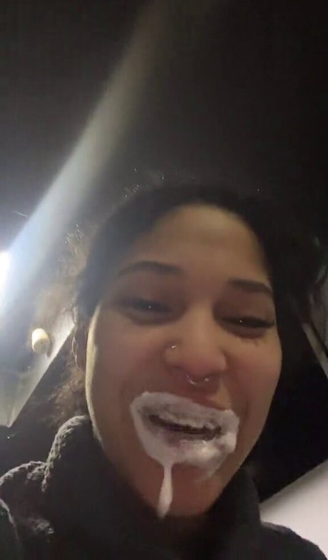 Momofebs erotic pornstar photo