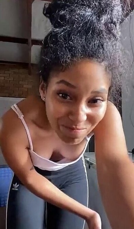 Momofebs model nudes photos