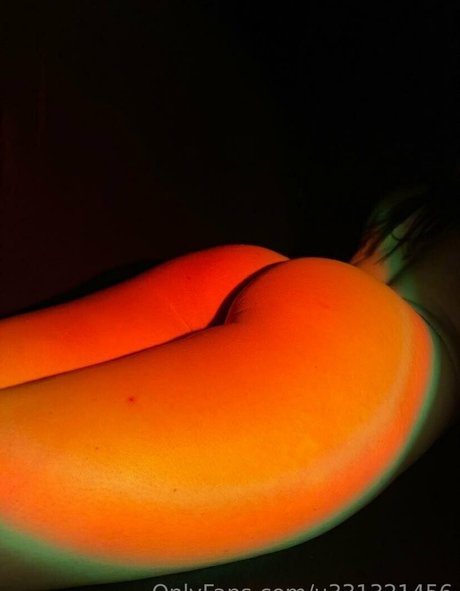 whiskey girl19 model beautiful gallery