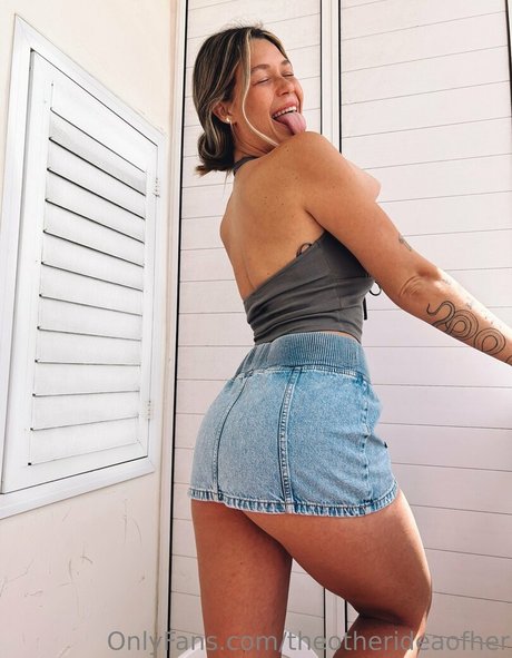 theotherideaofher pornstar naked photo