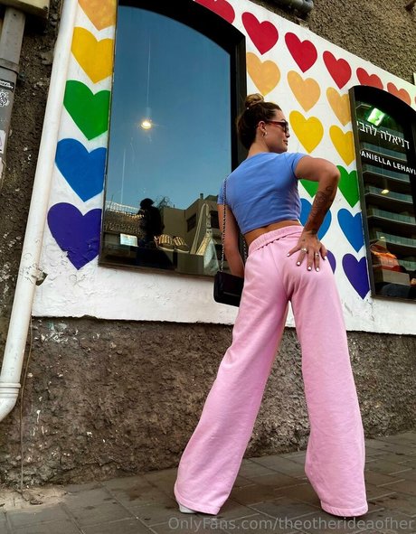 theotherideaofher model gallery