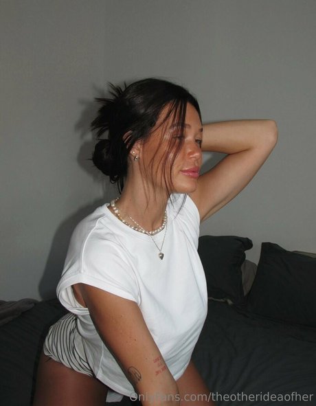 theotherideaofher best model image