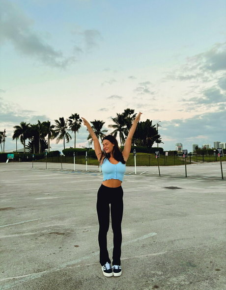 theotherideaofher best model archive