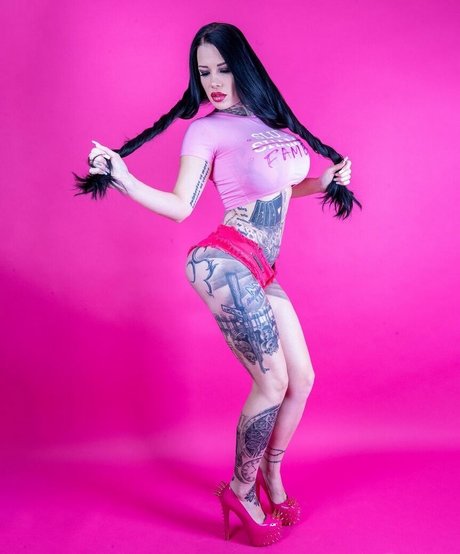 Miss Alessa Milano pornstar sexy image