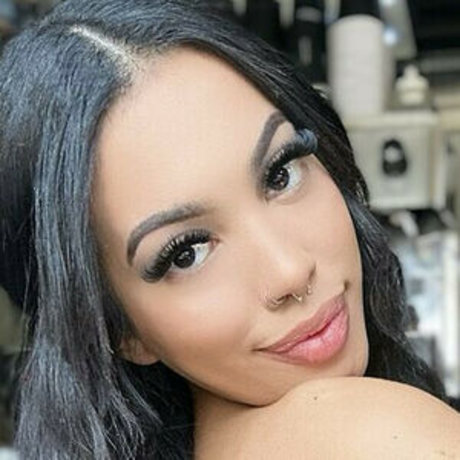 Coffeewlayaa hd model img