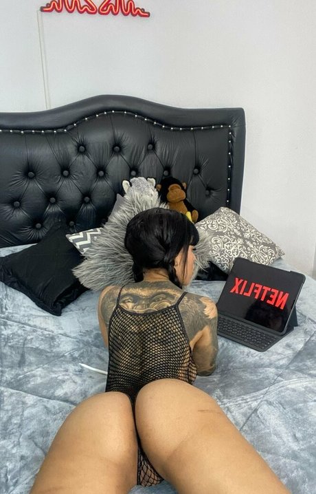 pleasantmorenaa erotic actress pictures