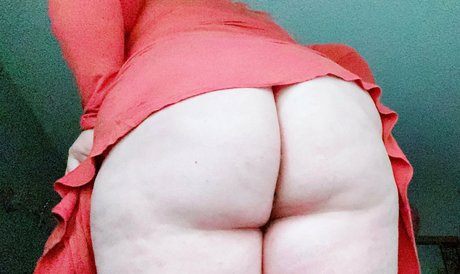 chubbymilkymommy adult star photo