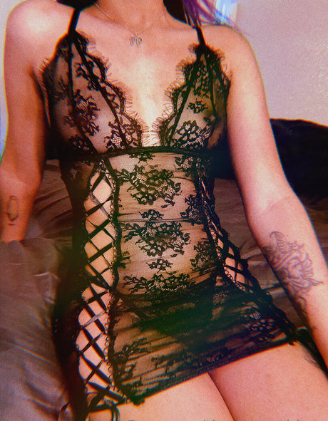 thetinygoddess model nude gallery