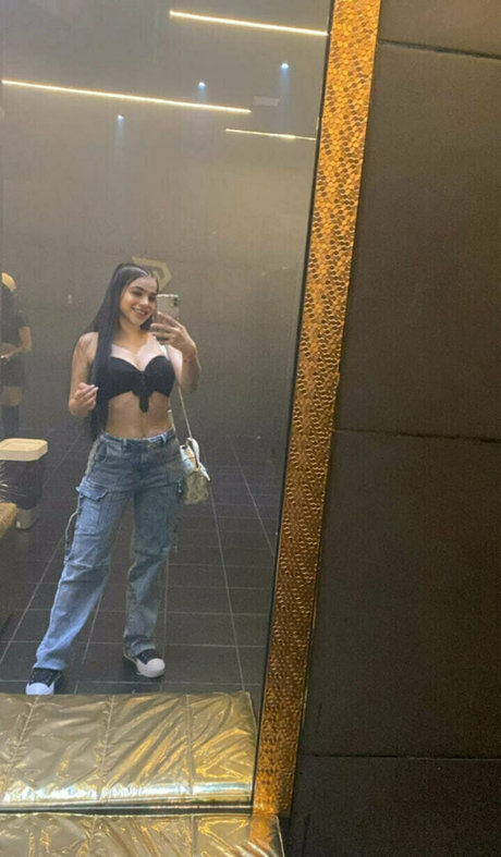 iamcamillalopez pornstar nude pictures