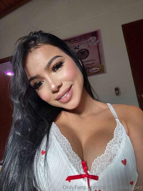 iamcamillalopez star erotic pictures