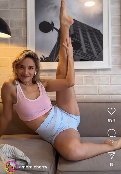 Ambra Cherry star pornographic img