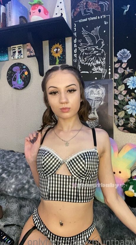 bluntbabyx420 model nudes galleries
