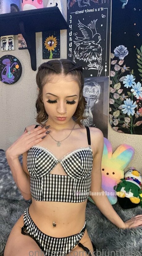 bluntbabyx420 xxx actress image