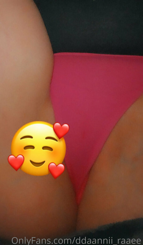 ddaannii raaee porn star img