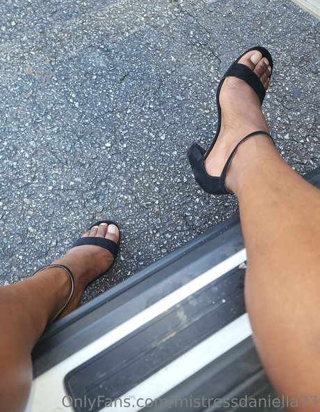 mistressdaniella77 free pornstar img