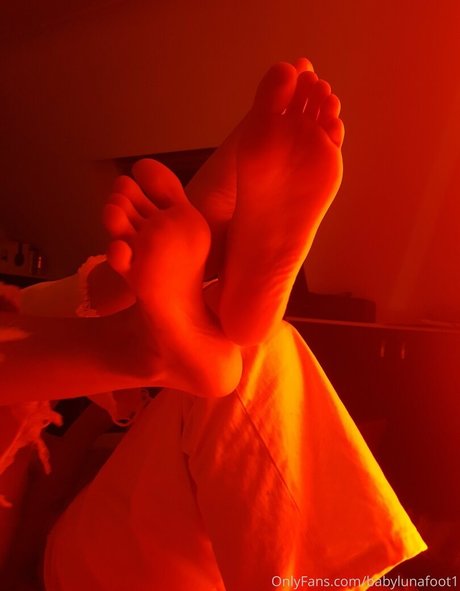 babylunafoot1 pornstar free pic