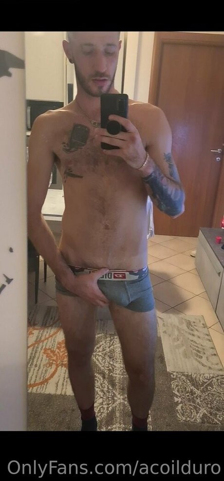 acoilduro sexy model image