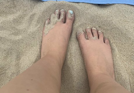 kenziessmallfeet star adult gallery