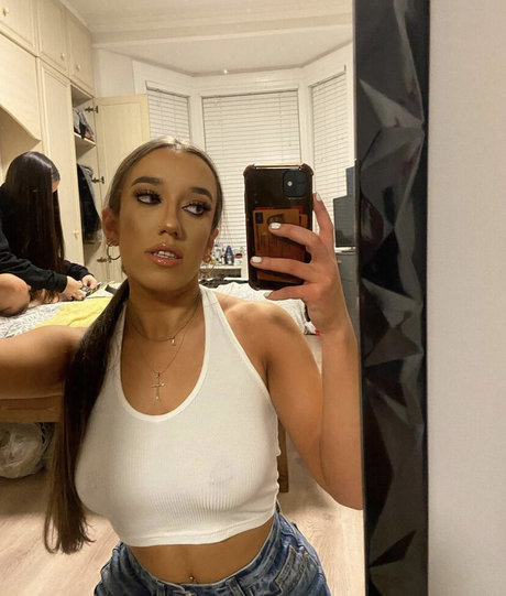 Joanna Davidson pornographic actress photo