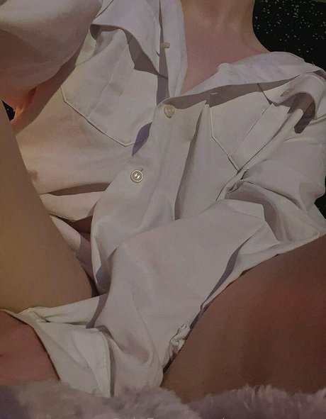 pxppycorpse model erotic image