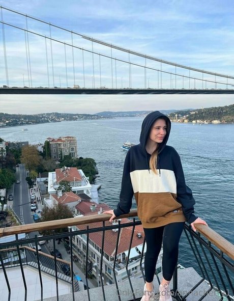 annacherry1 model nudes galleries