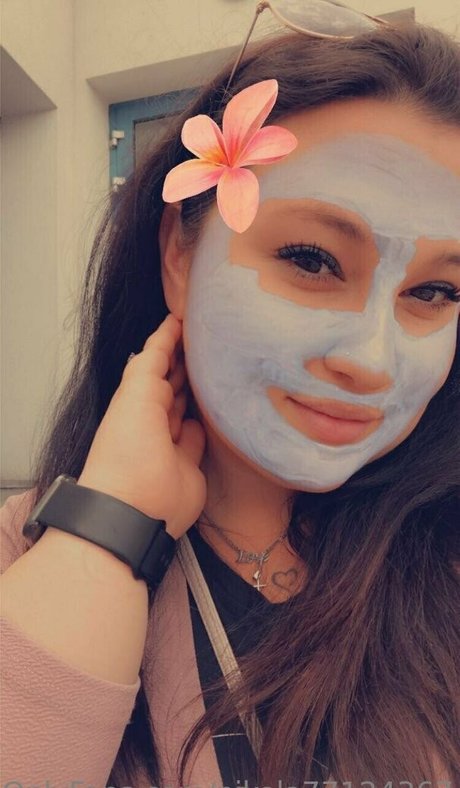 nikola77124367 actress photos