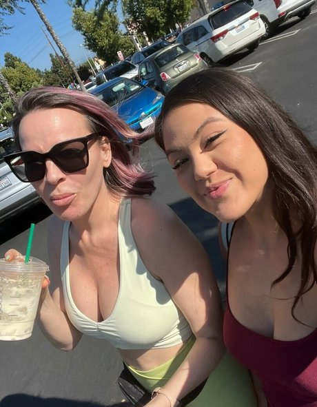 kendraspade perfect pornstar pictures