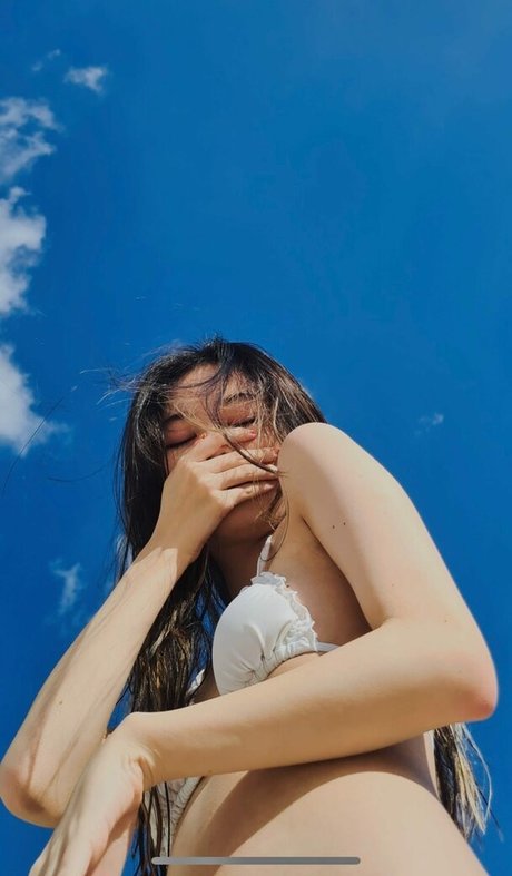 Mika Sawada hot actress pic