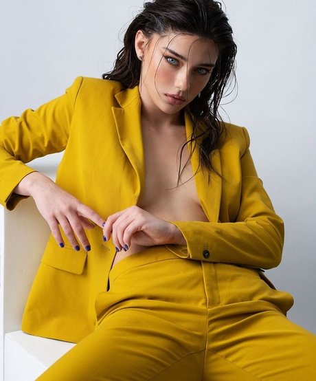 Milana Vino sex pornstar pic