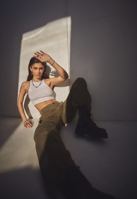 Milana Vino nudes model pictures