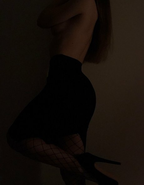 sophieinyourheart model porn galleries