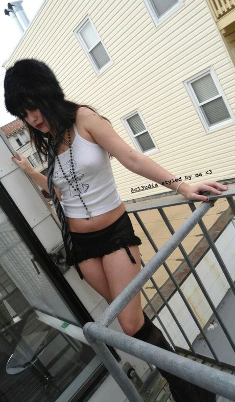 Claudia Perez nudes actress pictures