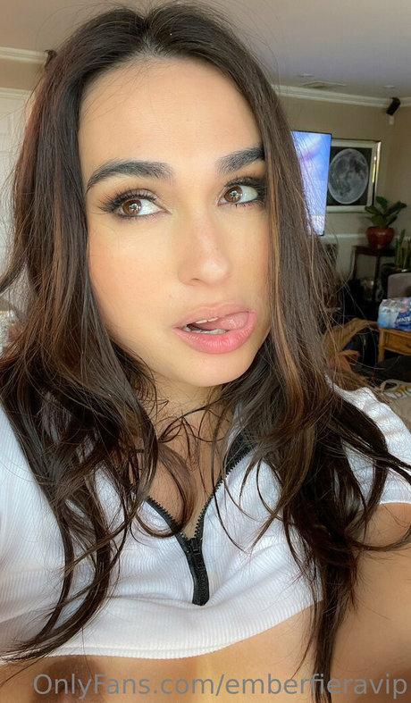emberfieravip hot pornstar picture