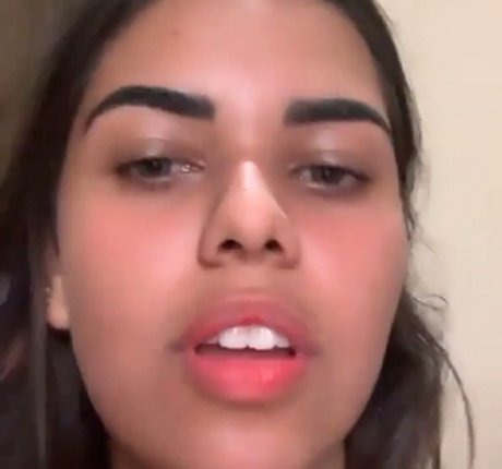 Sweet Bb hot actress pictures