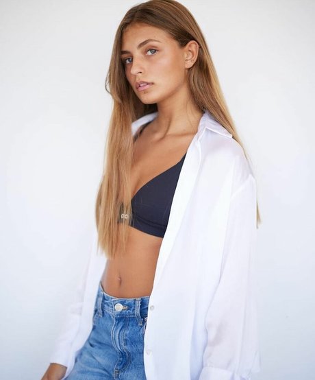 Lee Ann Ben Hamo exclusive pornstar gallery