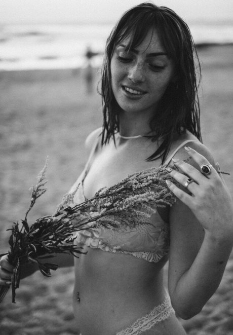 Jasmin Riechart star perfect pics