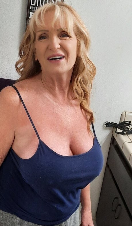 Wildwillie93 hd actress pictures