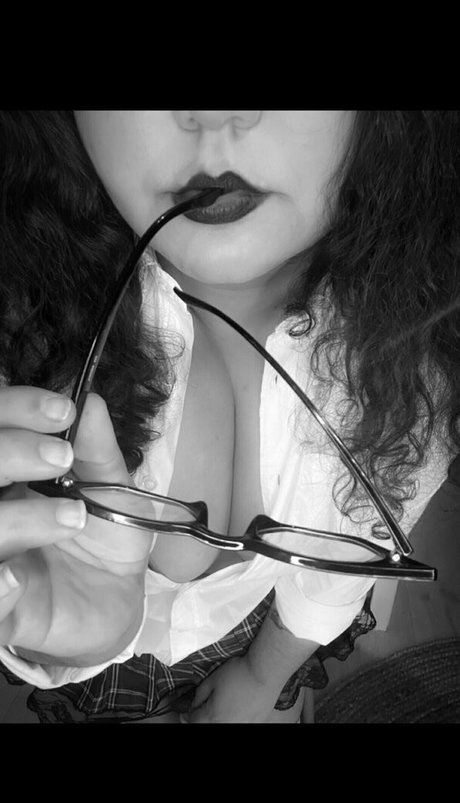 slempike98 nude pornstar image