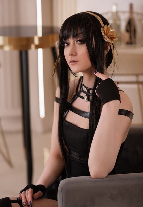 Damiena Hatred best star picture