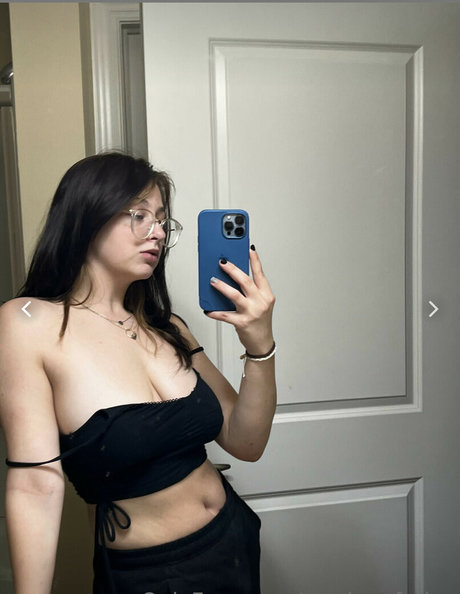 Sariyahleon model best image