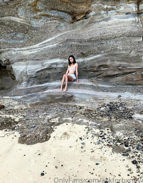 liliabxnny model hd galleries