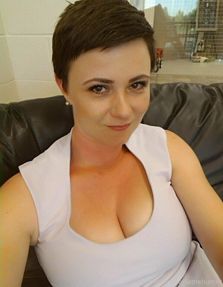 sadiethehunter pornstar hd picture